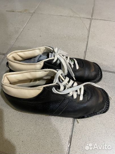 Лыжные ботинки, размеры 38-39;40-42