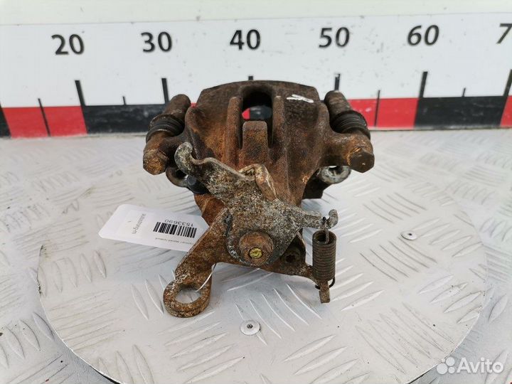 Суппорт задний правый для Ford Focus 1 1478337