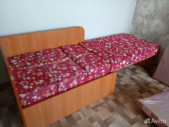 Детский диванчик раскладной бу