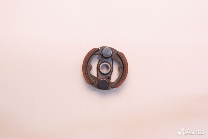 Сцепление центробежное двухколодочное стандарт 049
