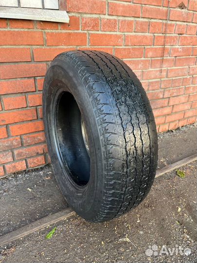 Bridgestone Dueler H/T 265/65 R17