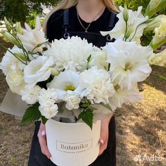 Цветы. Букеты в шляпных коробках