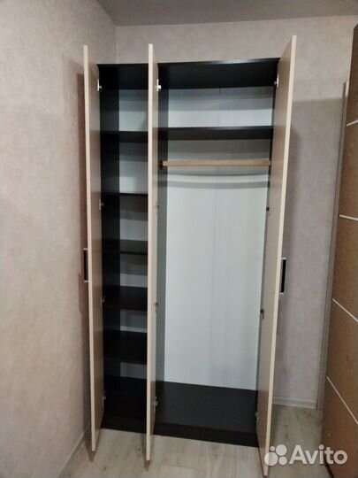 Шкаф распашной