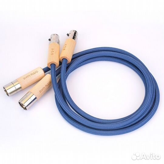 Divini Audio X-S8 7N OCC Cable XLR 1.5m