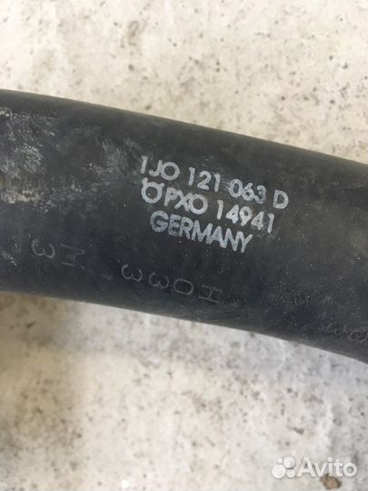 Патрубок системы охлаждения Skoda Octavia A4(2086)