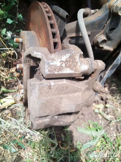 Суппорта тойота королла 150 левый правый