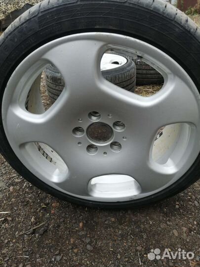 Продам комплект колёс