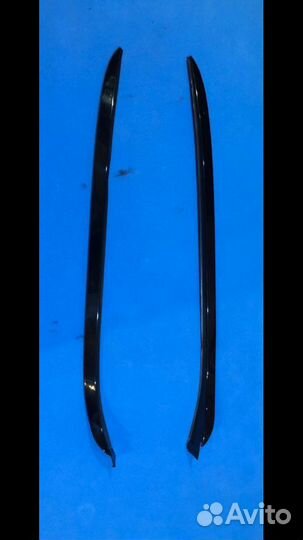 Молдинг лобового стекла