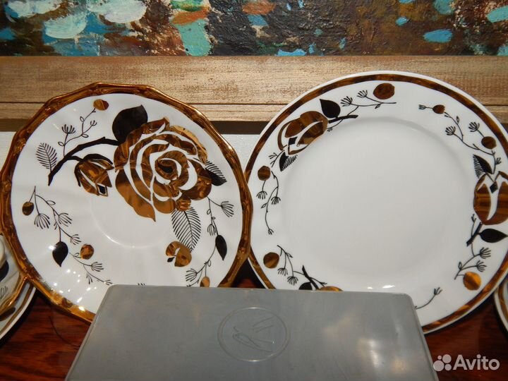 Фарфоровый сервиз 