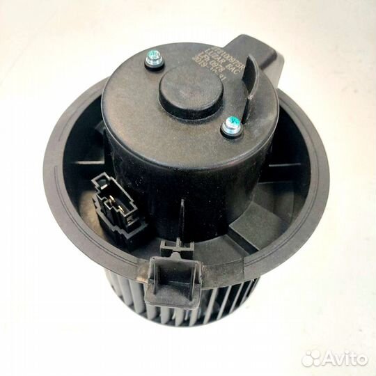 Моторчик печки Веста, Ларгус нов/обр Лузар