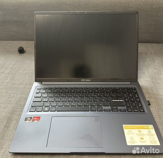 Ноутбук asus vivobook M1603Q