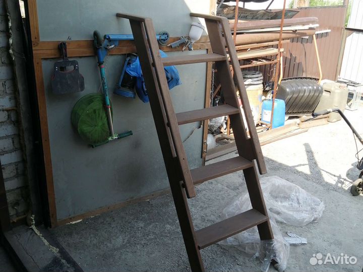 Лестница для бассейна