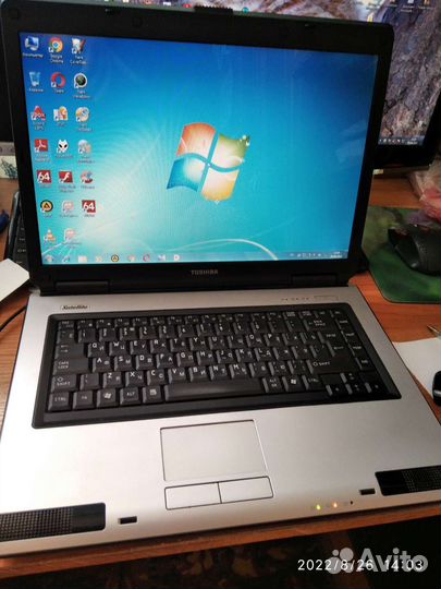 Ноутбук toshiba