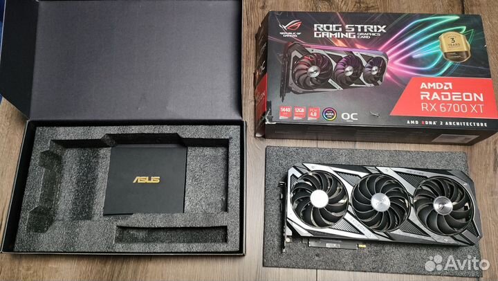 Видеокарта Asus ROG Strix RX 6700XT