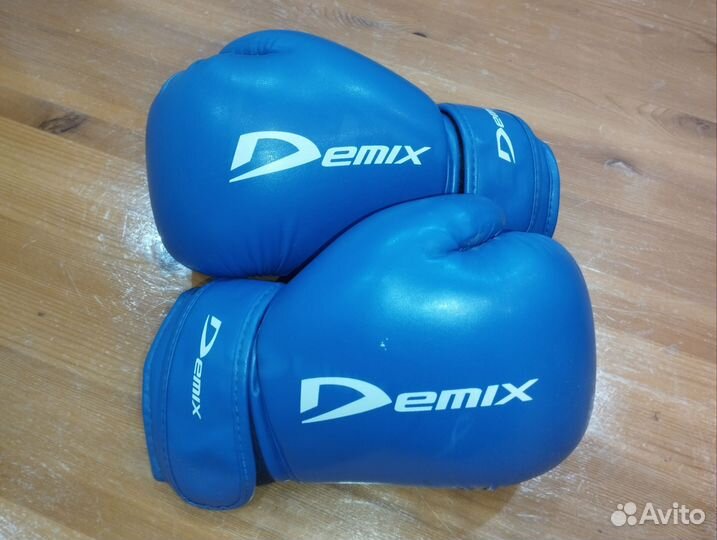 Боксерские перчатки детские 6 oz. Demix