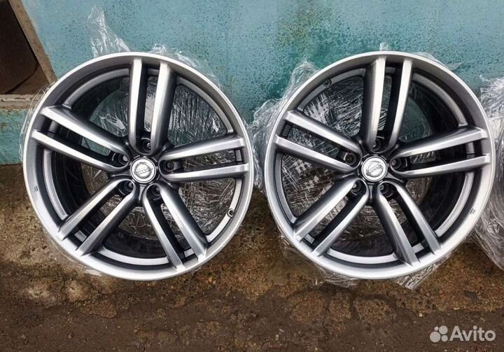 Оригинал Nissan R19 (M.A.T.) Infiniti как новые