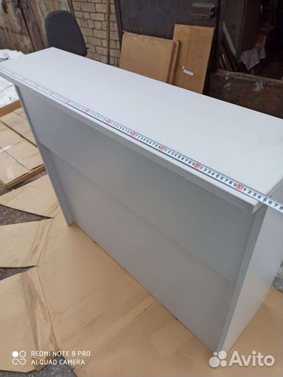 Стойка ресепшн