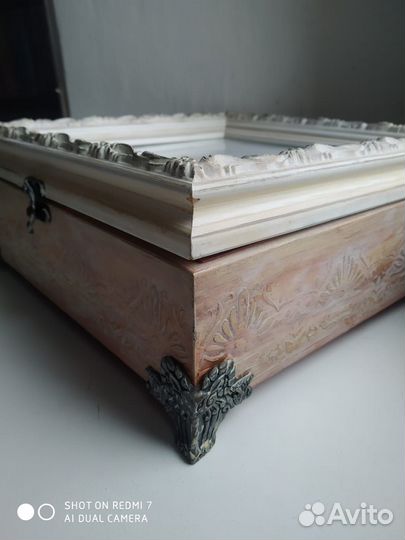 Деревянная шкатулка ручной работы