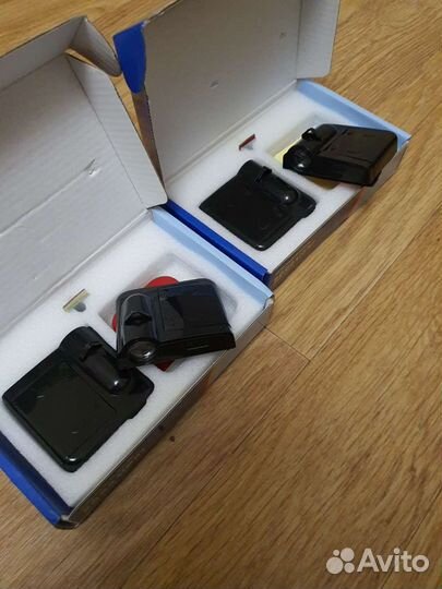 Подсветка дверей с логотипом Mazda