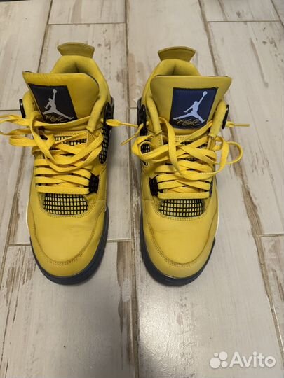 Air jordan 4 Tour yellow