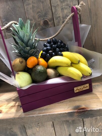 Фруктово-витаминный презент