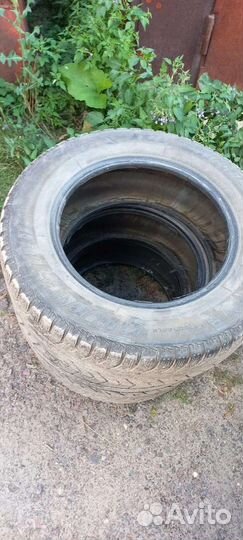 Bridgestone Ice Cruiser 7000 215/65 R16