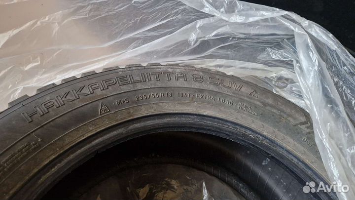 Nokian Tyres Hakkapeliitta 8 SUV 235/55 R18 104T