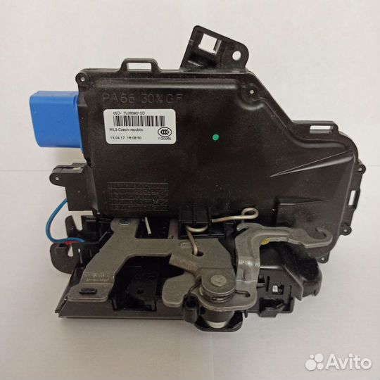 Замок задней левой двери VAG, 7L0 839 015 D