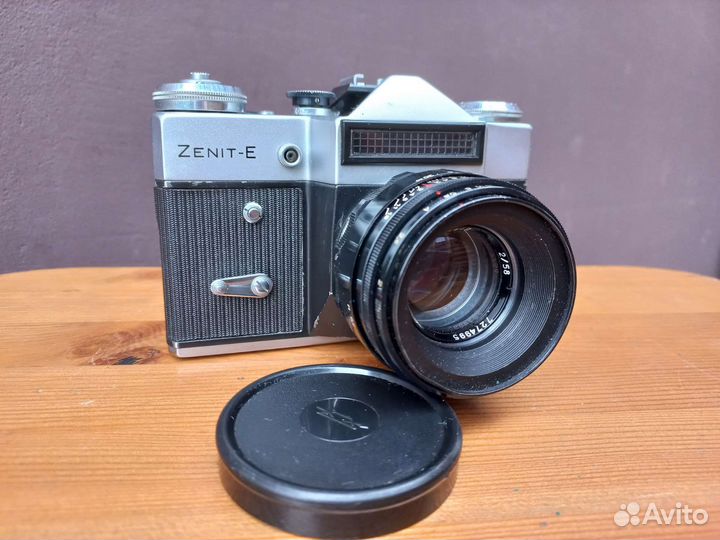 Плёночный фотоаппарат зенит Е