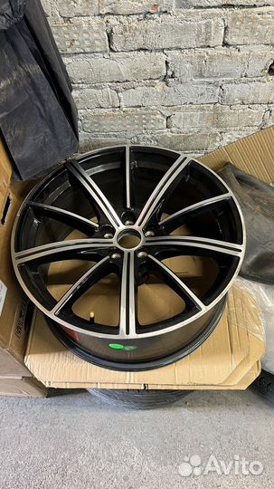 Диски на Audi R20