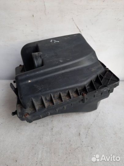 Корпус воздушного фильтра Opel Astra хэтчбэк 3 дв