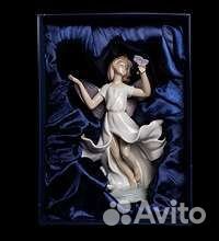 Статуэтка фарфоровая 