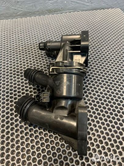 Корпус термостата Bmw X7 G07 M-pack B57D30 2020