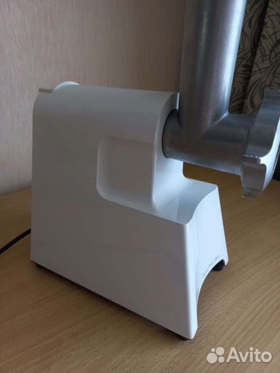 Мясорубка электрическая