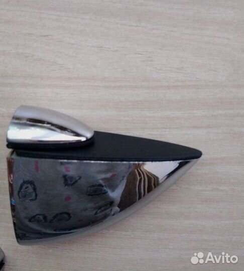 Держатель для полок