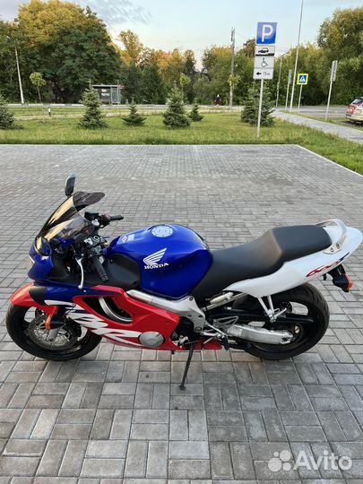 Honda cbr 600f4