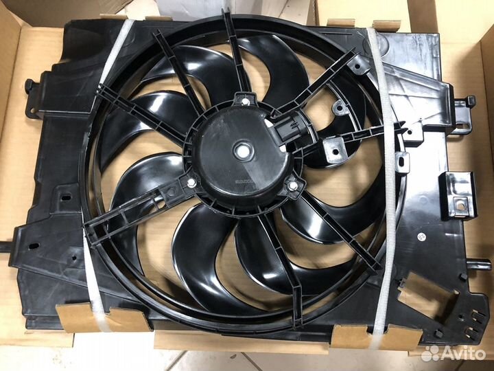 Вентилятор с дифузором Renault Logan 2
