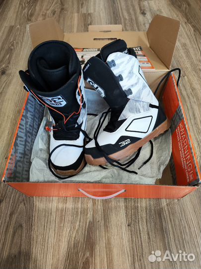 Ботинки для сноуборда thirtytwo Light Jp