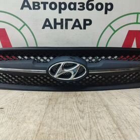 Решетка радиатора Hyundai Tucson G4GC 2006