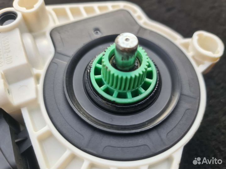 Мотор стеклоподъемника левый Mercedes W205 coupe