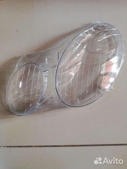 Стекло фары Mercedes-Benz w210/w211
