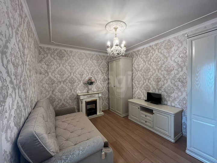 2-к. квартира, 48 м², 3/25 эт.