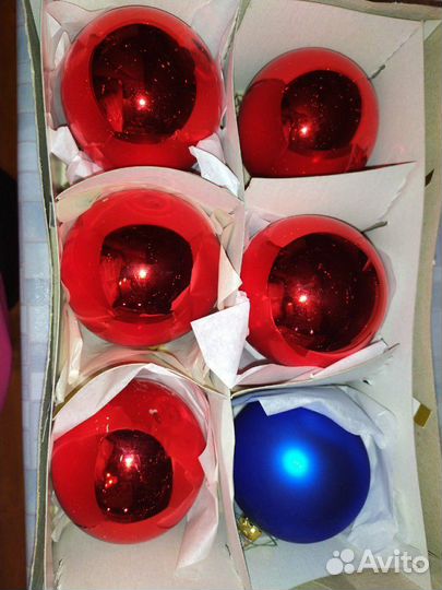 Новогодние игрушки на елку стекло