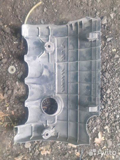Крышка двигателя Хендай i30 Hyundai i30