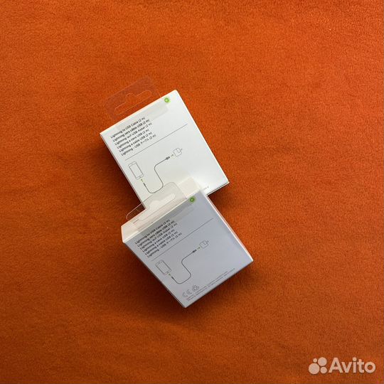 Apple Lightning to USB Cable 2m White (new)