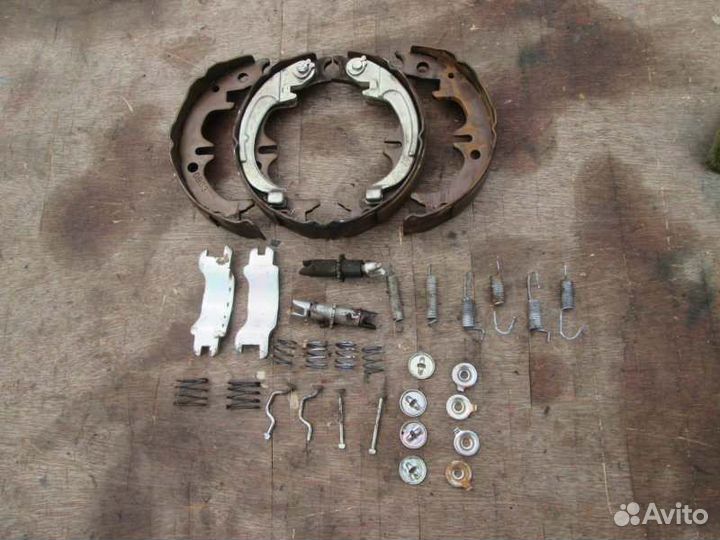 Механизм стояночного тормоза Toyota Camry ACV45