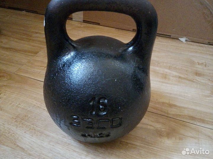Гиря 16 кг, отличное состояние