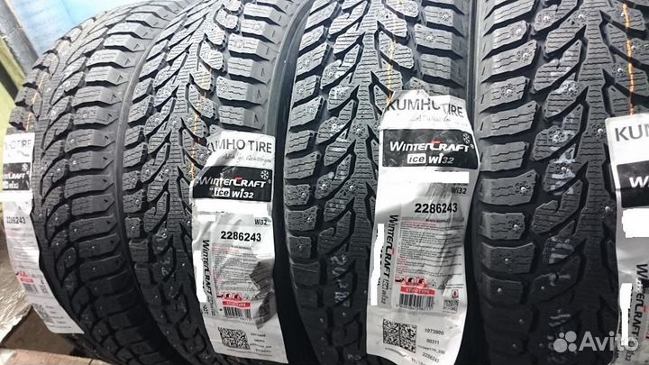 Kumho WinterCraft Ice Wi32 225/50 R17 98T