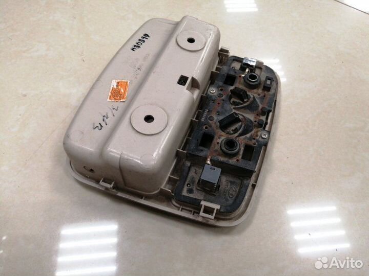 Плафон подсветки салона Hyundai Elantra XD G4ED