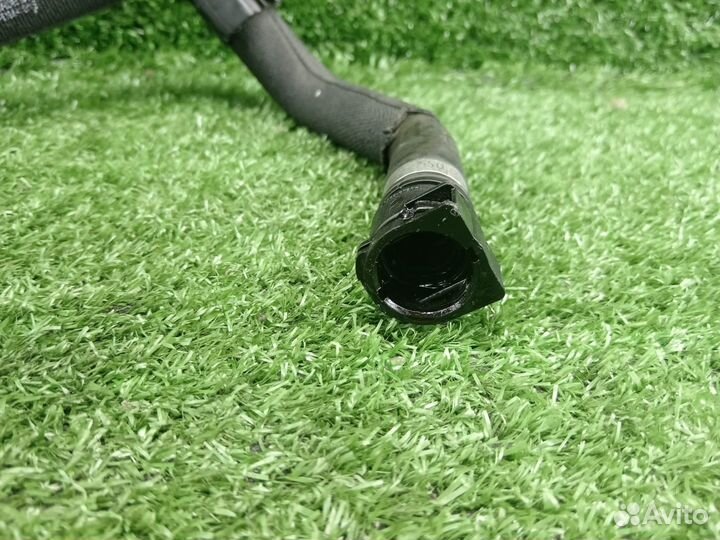 Патрубок системы охлаждения 5Q0121108C Audi A3 8V